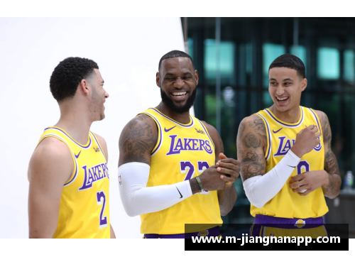 jn江南体育NBA湖人队20赛季：星光熠熠，传奇再续
