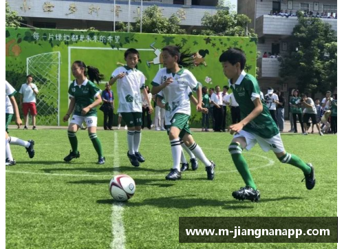 jn江南体育非洲足球明星携手开设梦想学校助力青少年成长与教育发展